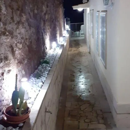 Independent Villa, Superb View Of The Sea Holiday home