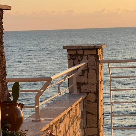 Independent Villa, Superb View Of The Sea Casa vacanze *