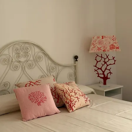 Independent Villa, Superb View Of The Sea Holiday home *