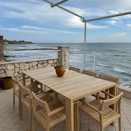 Independent Villa, Superb View Of The Sea